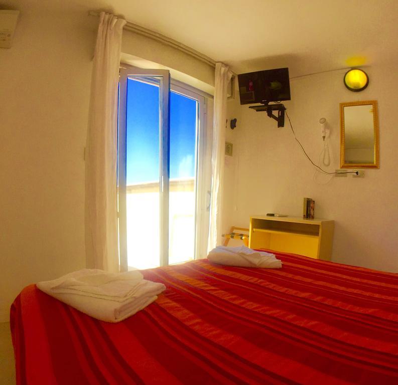 Hotel Mehari Riccione Eksteriør billede