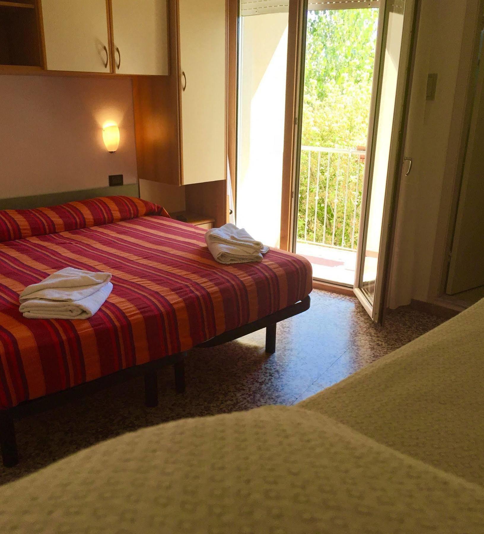 Hotel Mehari Riccione Eksteriør billede